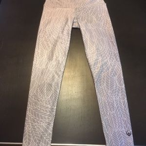 Inner Fire yoga leggings size S